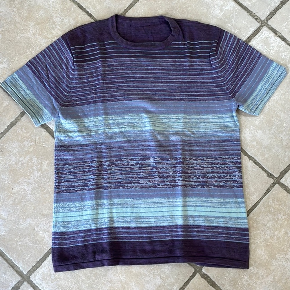 Vintage DKNY thick T Shirt ( 2001 )